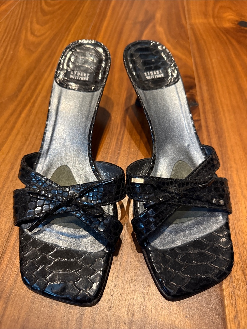 Vintage Stuart Weitzman Black Snakeskin Kitten Heels - Size 9